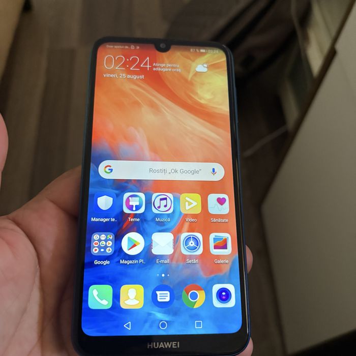 Huawei Y17 2019 si Motorola G play