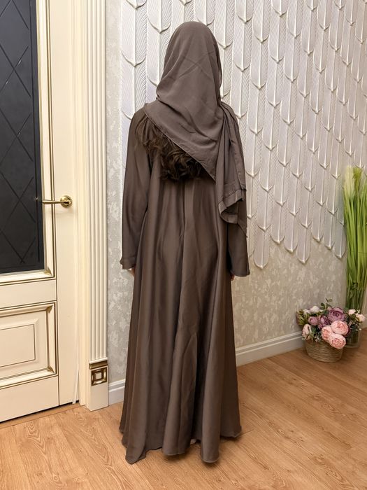 Сдам на прокат абайку с шарфом