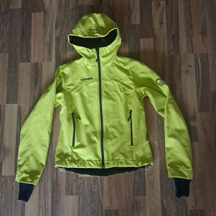 Norrona   спортно  яке . Лот