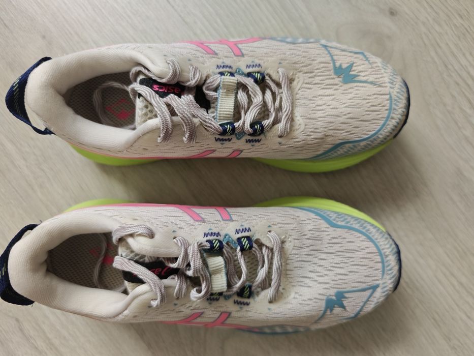 Маратонки ASICS Fuji Lite 4
