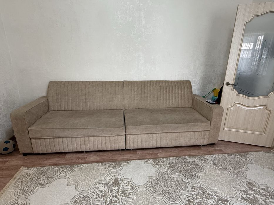 Продам диван 3 м