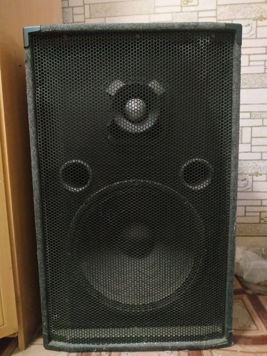 Grand companiyasi tomonidan ishlab chiqarilgan kalonkalar boshqaruv pu