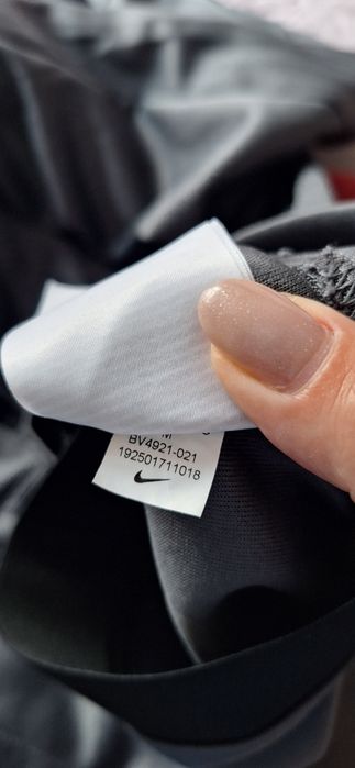 Nike air max  суичъри М/ Л размер/отлични