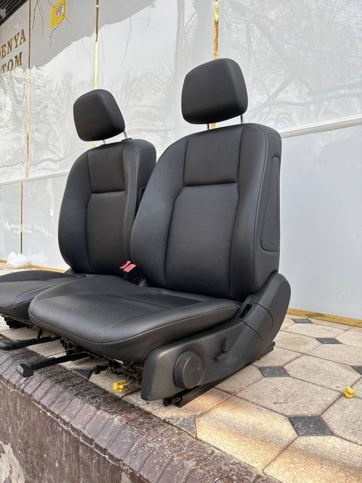 Сиденья Mercedes W204