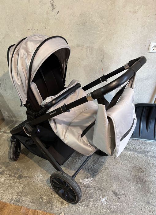 Бебешка количка kikka boo “Tiffany “