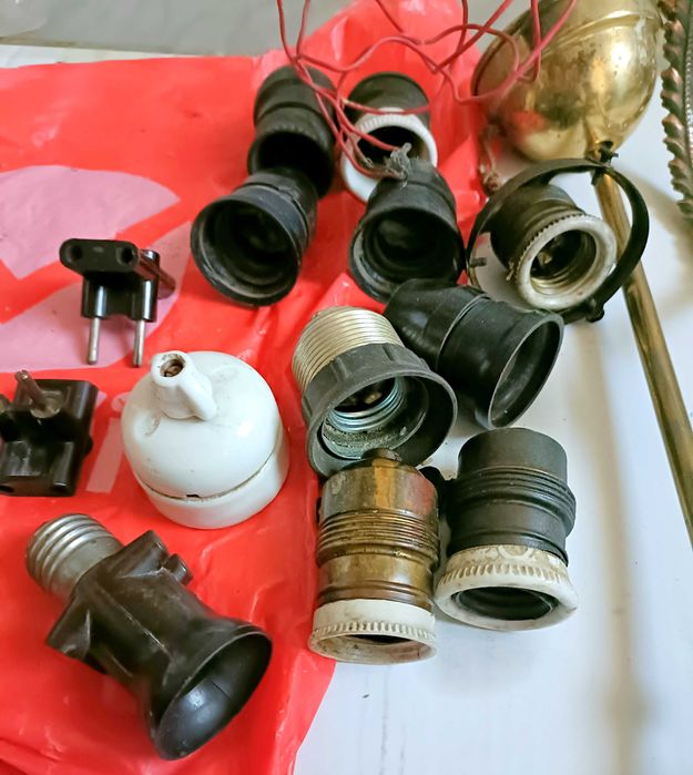 Candelabre vechi bronz si subansamble