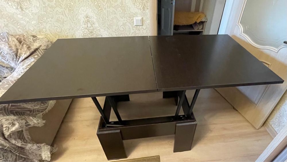 Продам стол