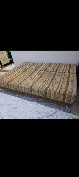 Диван в хорошем состоянии