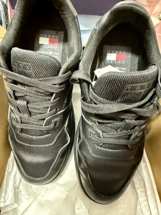 Adidasi Tommy Hilfiger piele 36