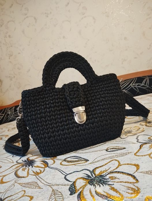 Сумки ручной работы, вязание крючком.