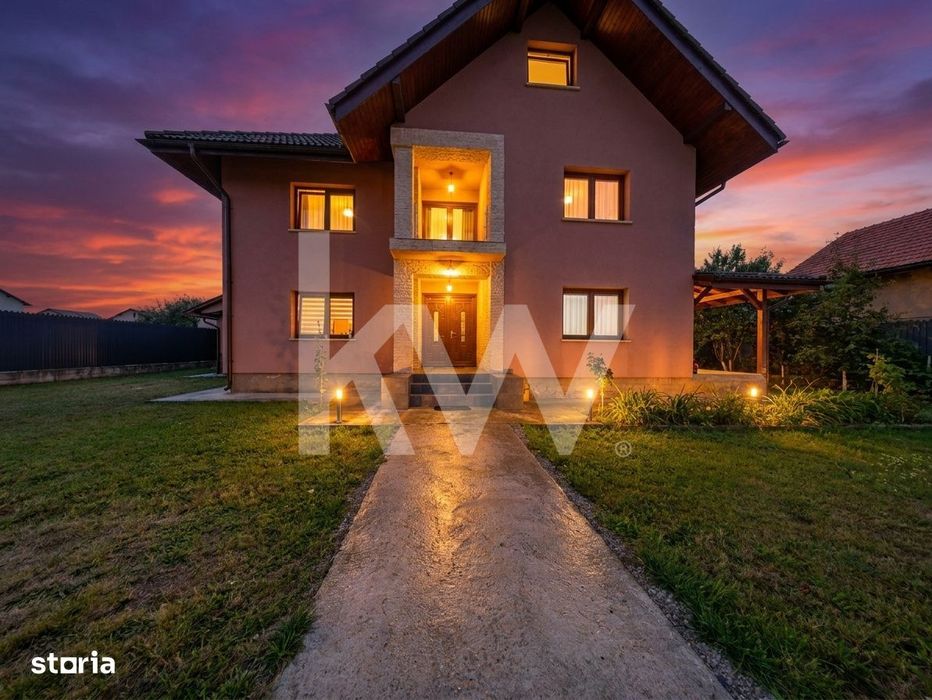 Casa de vanzare in Izvor