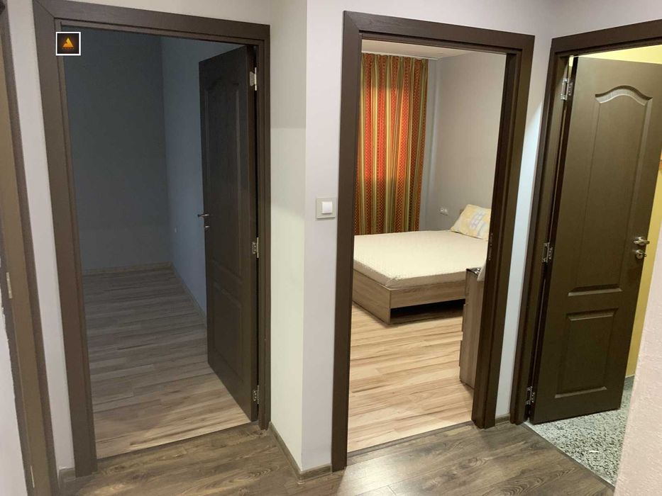 Продава се Тристаен апартамент в Пловдив, Кършияка - 100 кв.м за 980 €/кв.м - Снимка #4