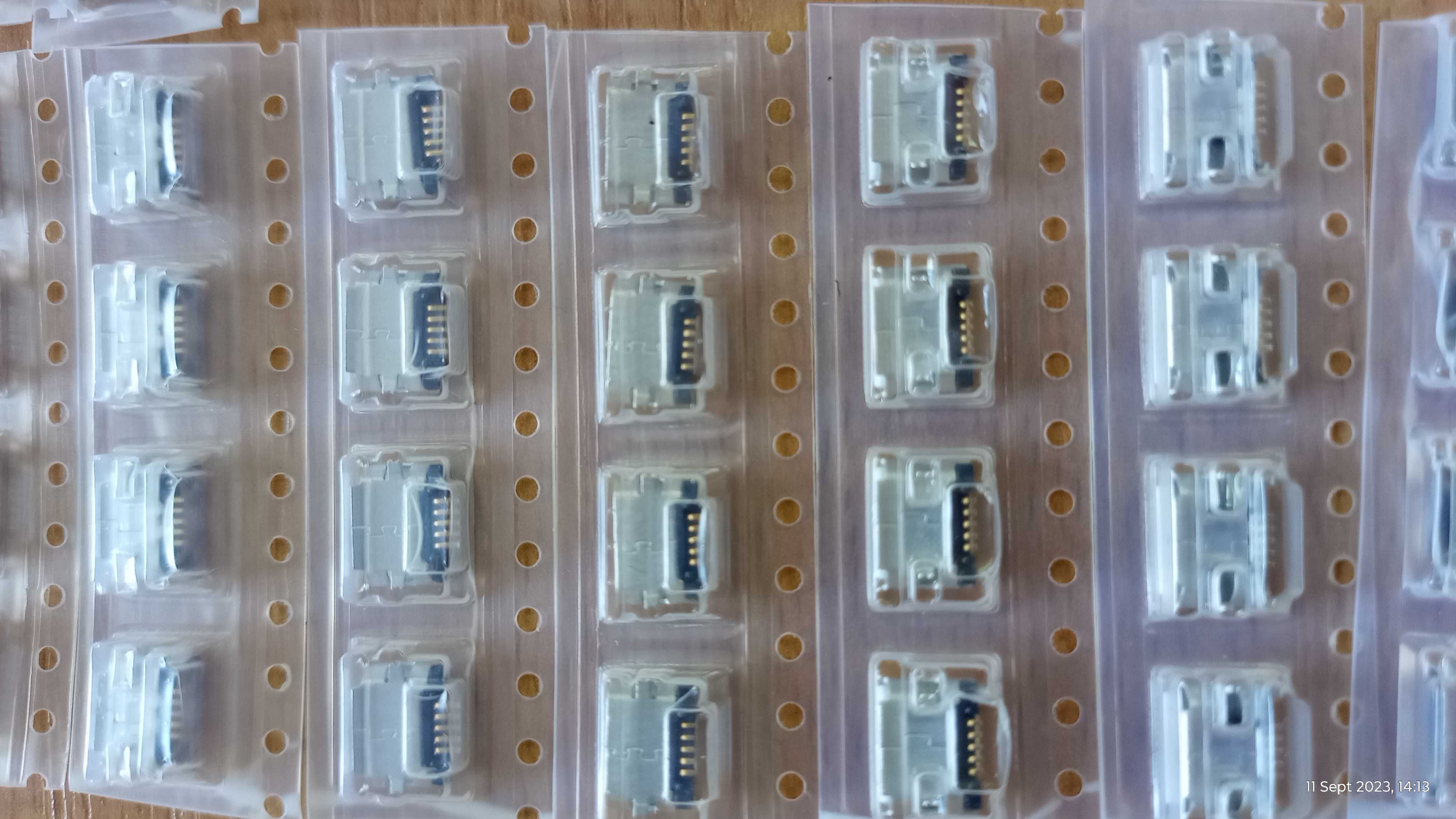 Микро ЮСБ конектори / micro USB connector 100 броя - 25х4 гр. София ...