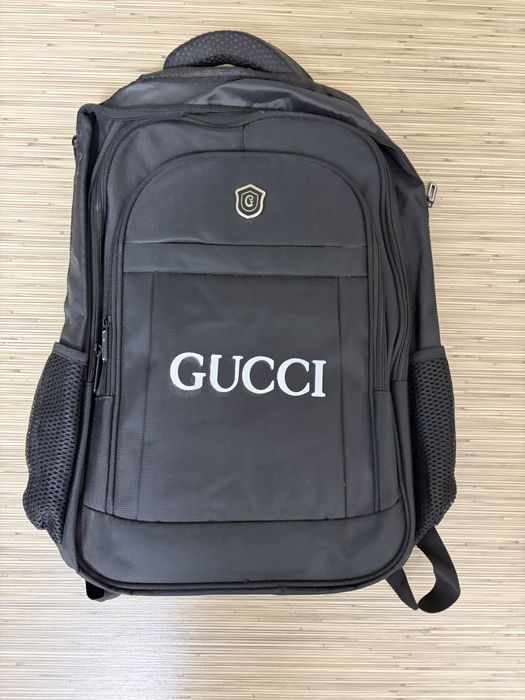 Ghiozdan Gucci nou nouț