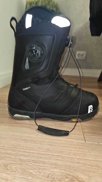 Vand boots snowboard NIDECKERmarimea 44,5