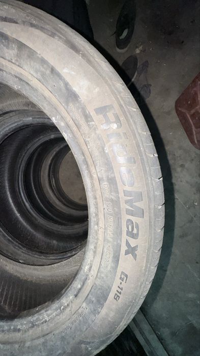 Продам Шины 215-55 R17
