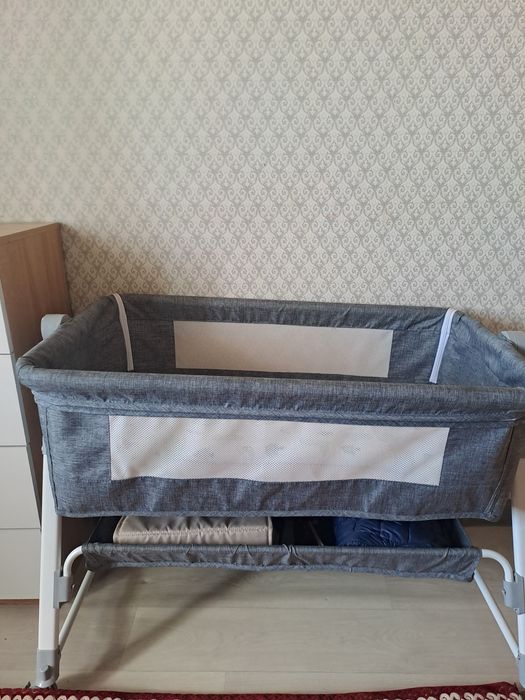Продам кровать манеж