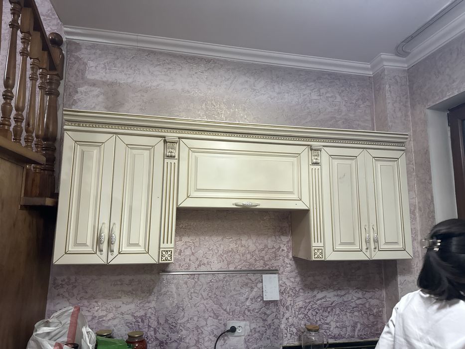 Кухонный гарнитур 2,5на 3 метра