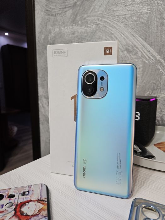 Xiaomi Mi 11 256гб.