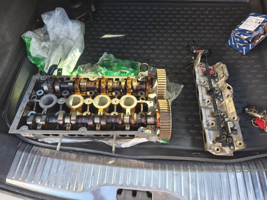 Vand chiuloasa si galerie admisie opel astra h 1.6 benzina