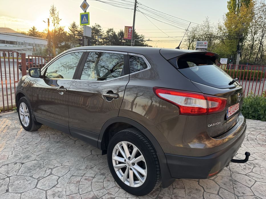 Nissan Qashqai 1.5 Dci, 110 cp,Navi- Led- camera mansalier