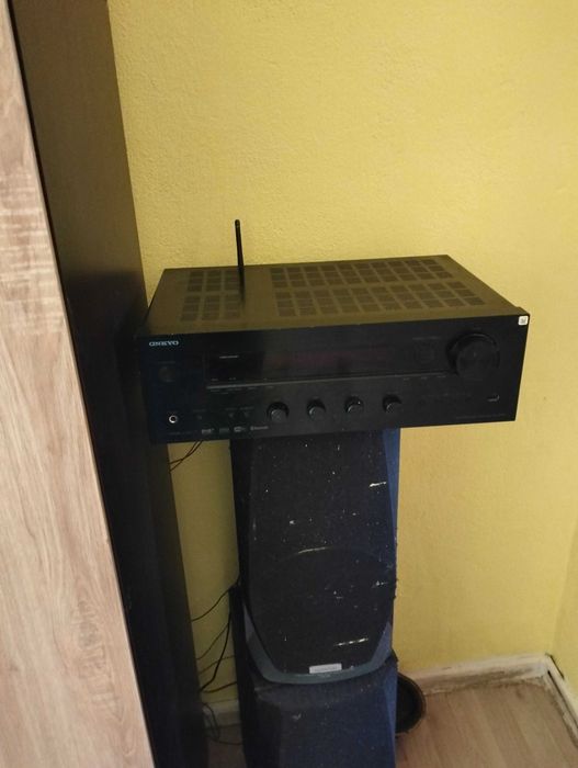 Receiver onkyo tx 8150 cu Brutus wifi 135 w pe canal