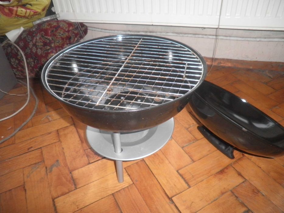 Продавам  барбекю  .