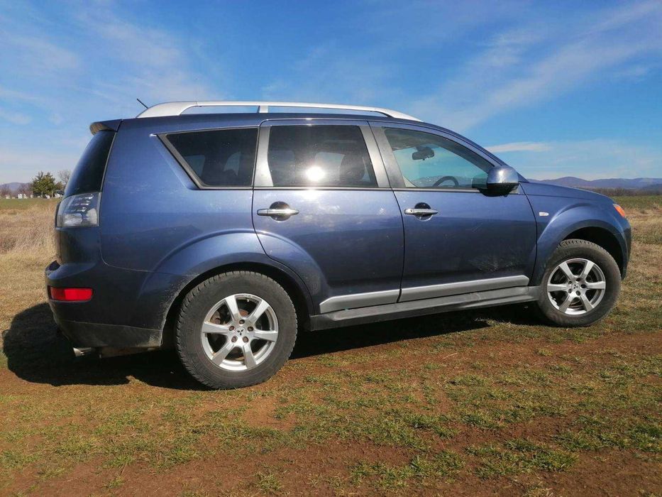 Мицубиши Аутлендър 2,2 ДИ-Д/ Mitsubishi Outlander 2,2 DI-D