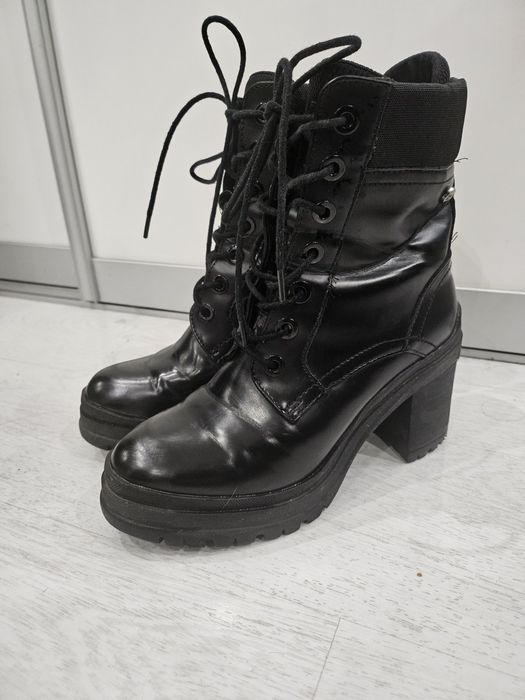 Черни боти 35 номер