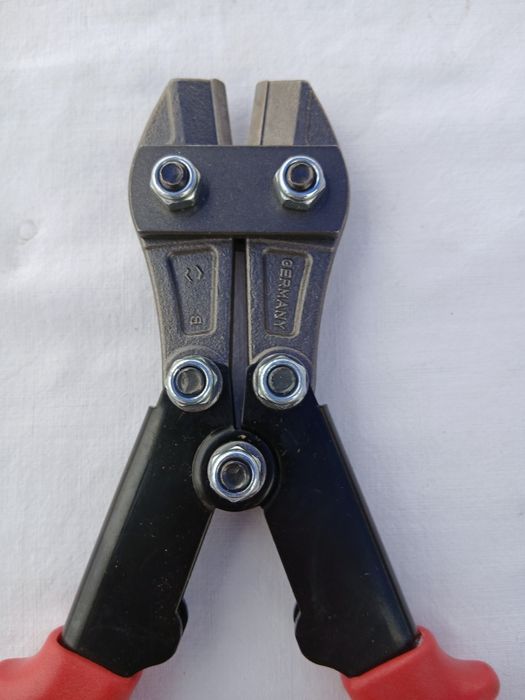 Clește petru tăiat bolțuri Connex COX180270