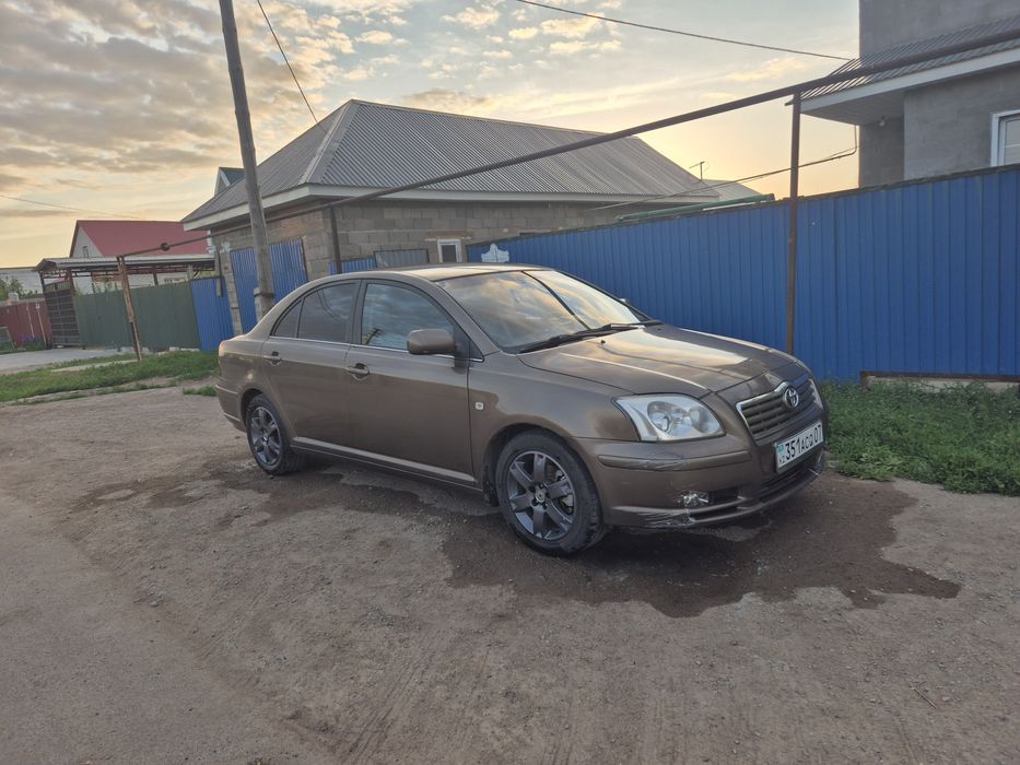Продам Тойота Авенсис