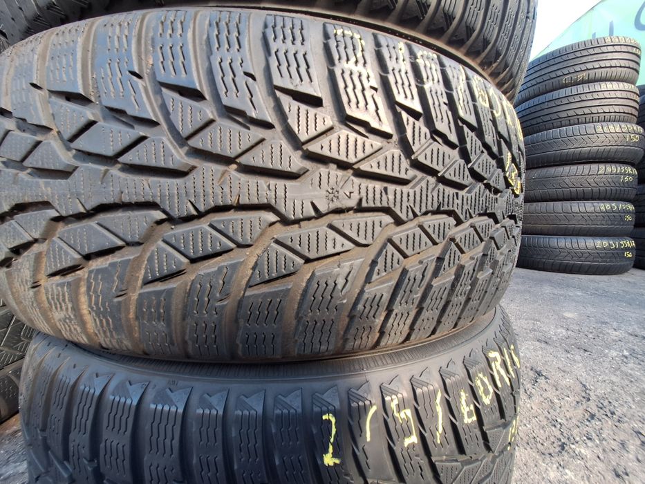 4 anvelope iarna 215/60r16 Nokian Montaj Gratuit