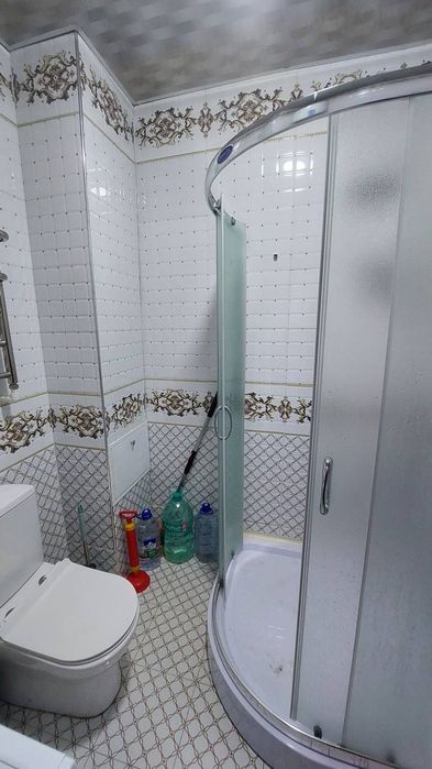 Сергели Курувчилар метро олдида 2хонали квартира сотилади тоза ремонтд