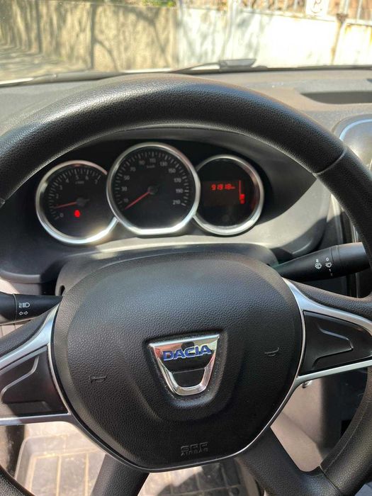 Dacia Logan 2019, benzina, 91.918 km, alb 5.200 euro