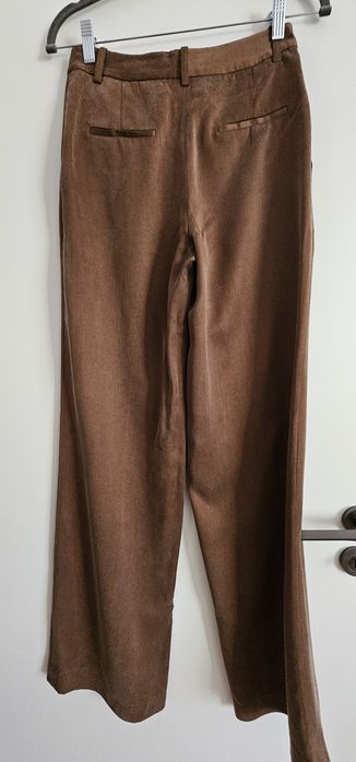 Pantaloni Massimo Dutti XS maro