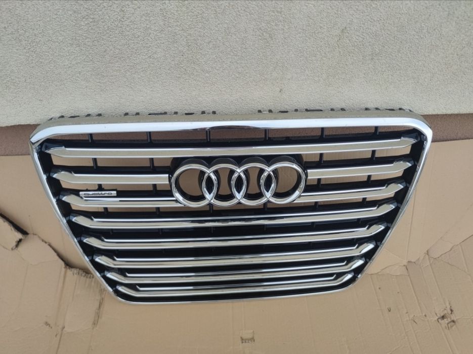Grila centrala Audi A8 D4 4H NOUA 2010-2013
