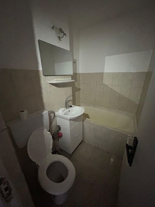 Garsonieră spațioasă de închiriat | Zona Stadion - Cetate