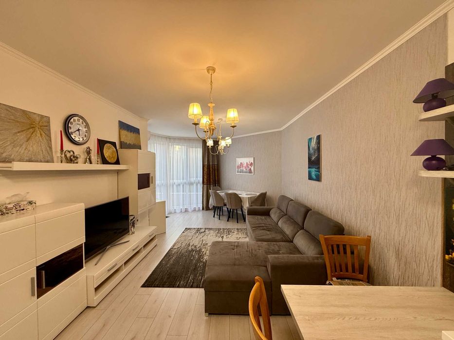 Напълно обзаведен 2стаен апартамент в квартал Бриз до Паркмарт