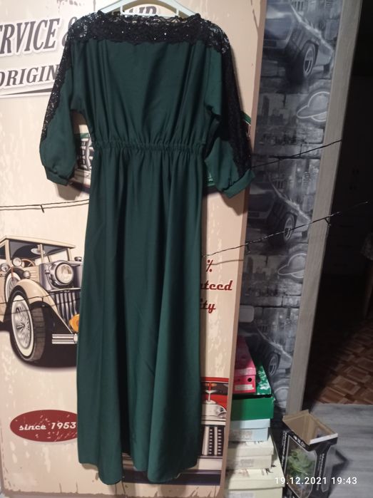 Продам шикарные платья