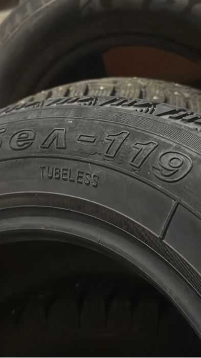 Продам шину 195/65R15