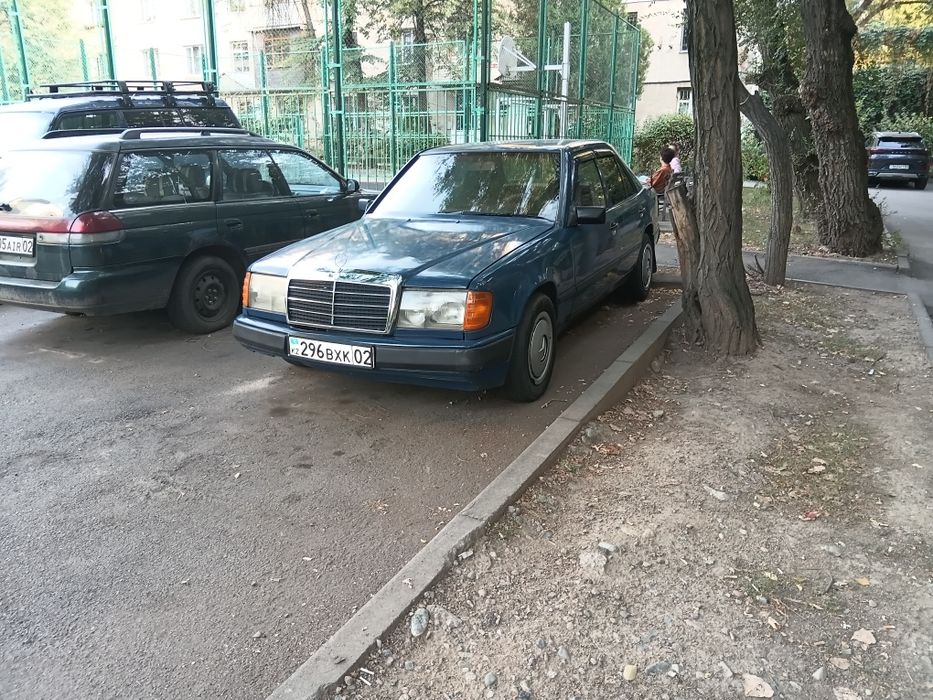 Продам мерседес 124
