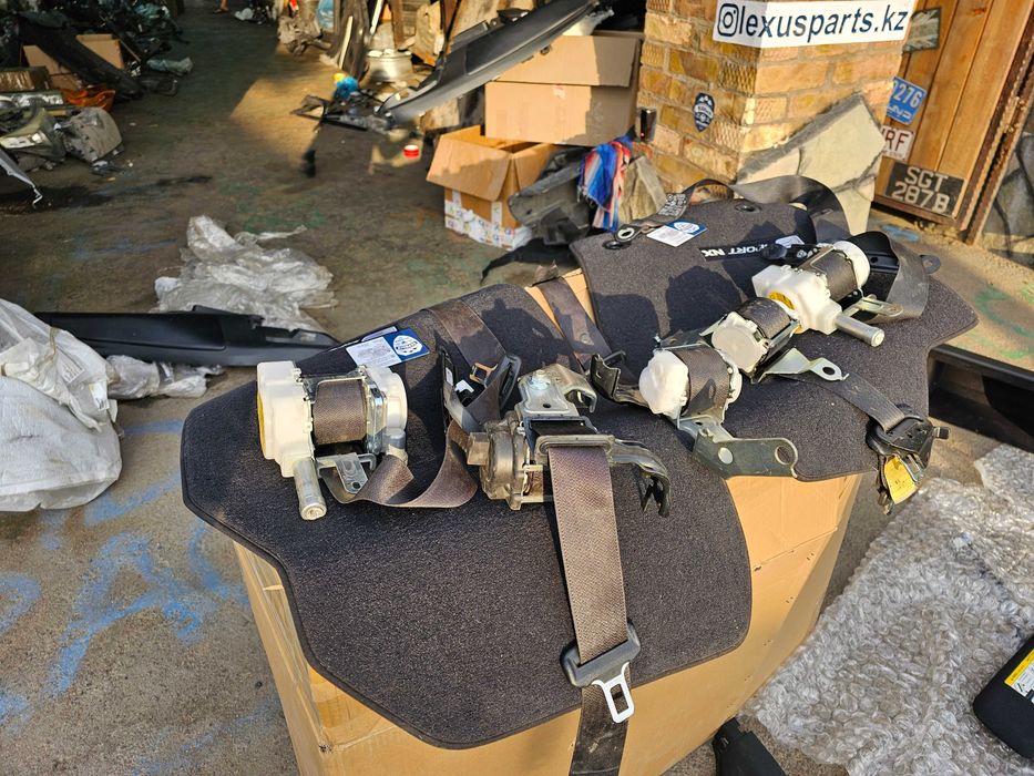 Ремни безопасности LEXUS NX
