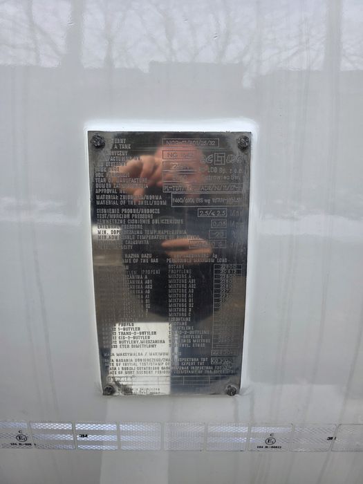 Semiremorca cisterna GPL