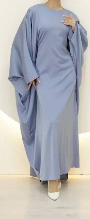 Продам платье новое