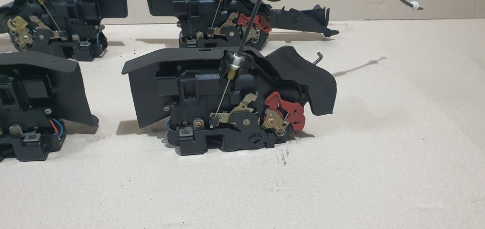 Broasca usa fata spate stanga dreapta audi a4 b6 audi a4 b7 2001 - 2007