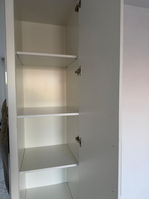 Продам вместительный большой шкаф