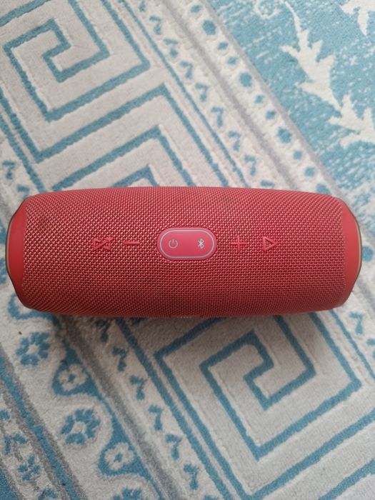 колонка JBL charge 4