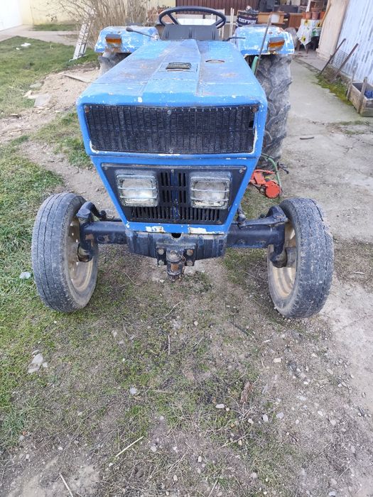 Vând Lamborghini r503 + o tocatoare falconero