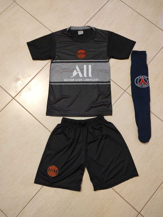 Neymar 10 + Калци PSG Black Детски Черен Екип сезон 22 Комплект Неймар