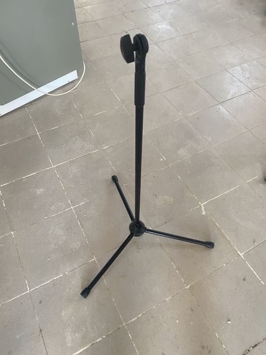 Продаются стойки для музыкальной аппаратуры